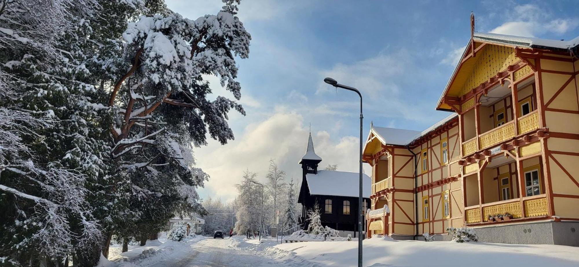 Vila Kollar Vysoké Tatry エクステリア 写真